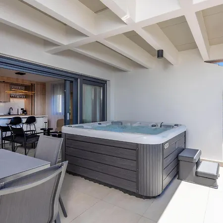 Stunning In With Wifi Apartman