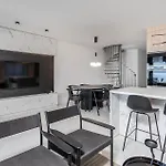Stunning In With Wifi شقة